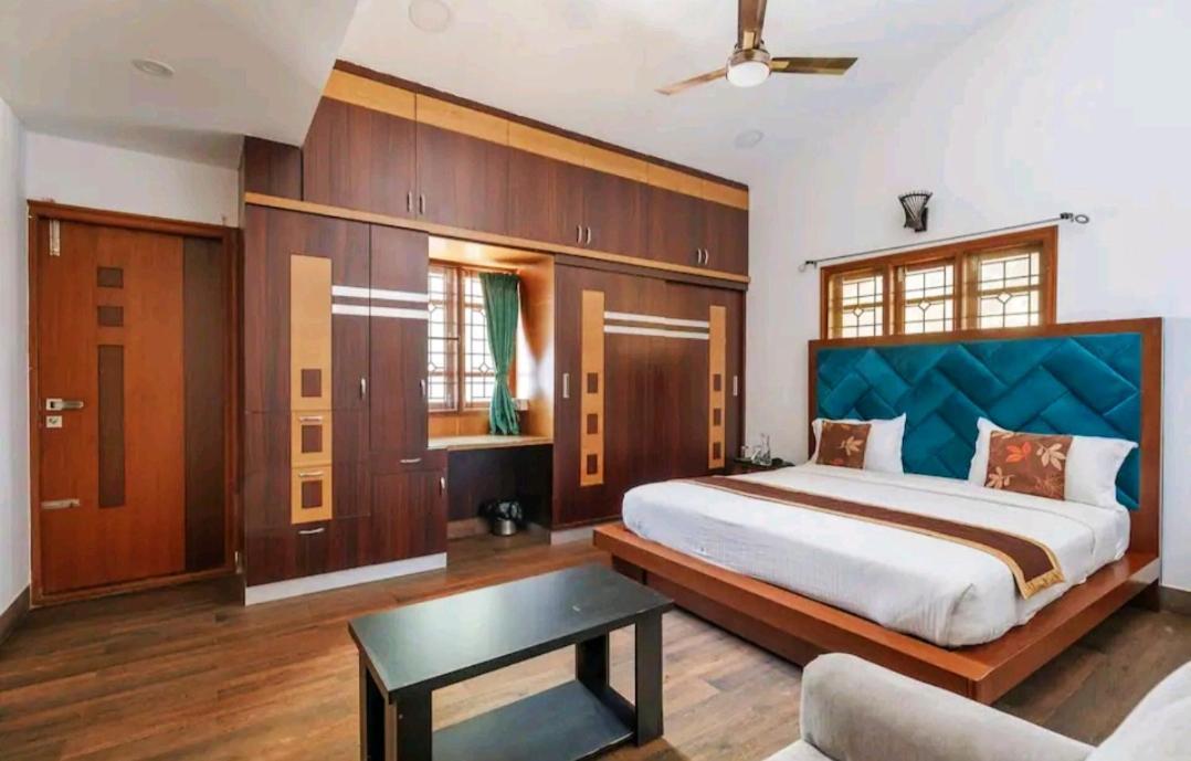 Tulip Villa Bangalore Esterno foto